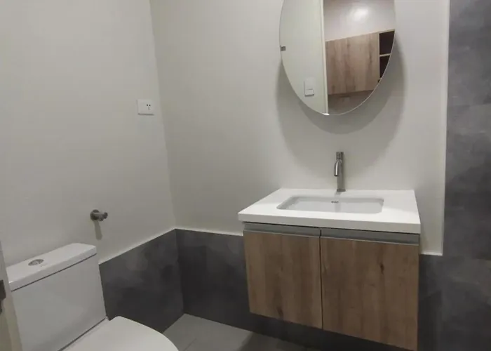Convenient Modern 1 Bhk Unit Aparthotel Pajo