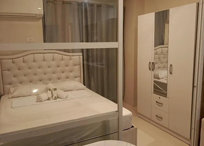 Convenient Modern 1 Bhk Unit Aparthotel Pajo